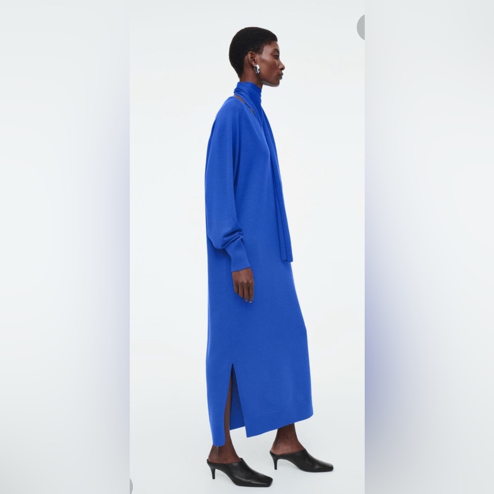 Cos Blue 100% Wool Knit Maxi Sweater Dress Scarf Neck M Quiet Luxury Minimalist - Picture 2 of 10